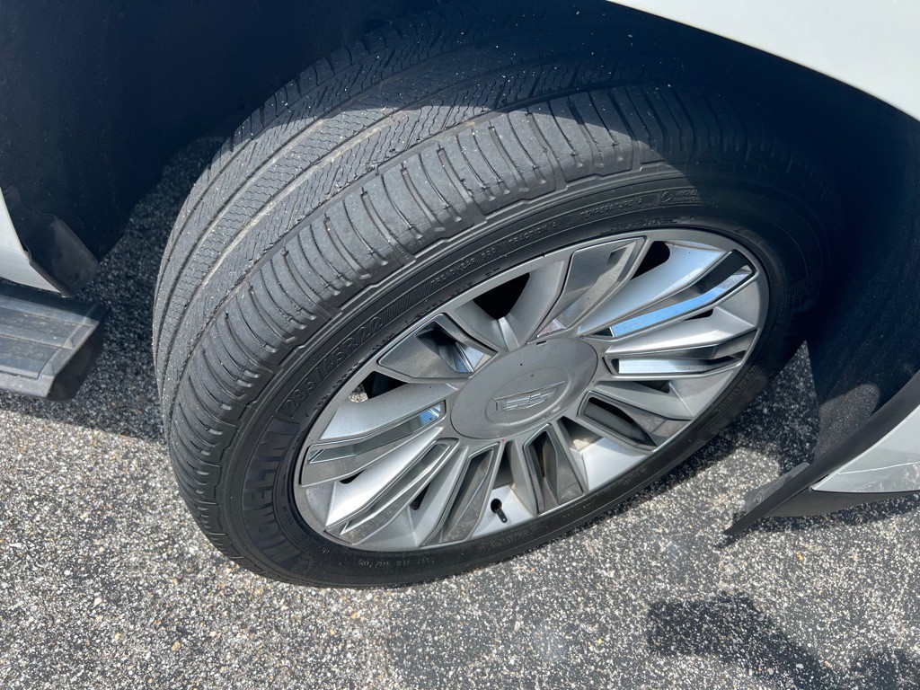 2018 Cadillac Escalade Image 15