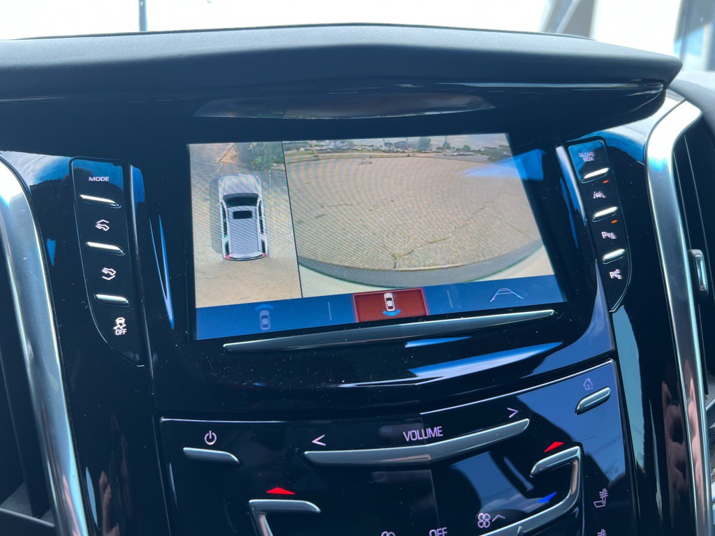 2018 Cadillac Escalade Image 22