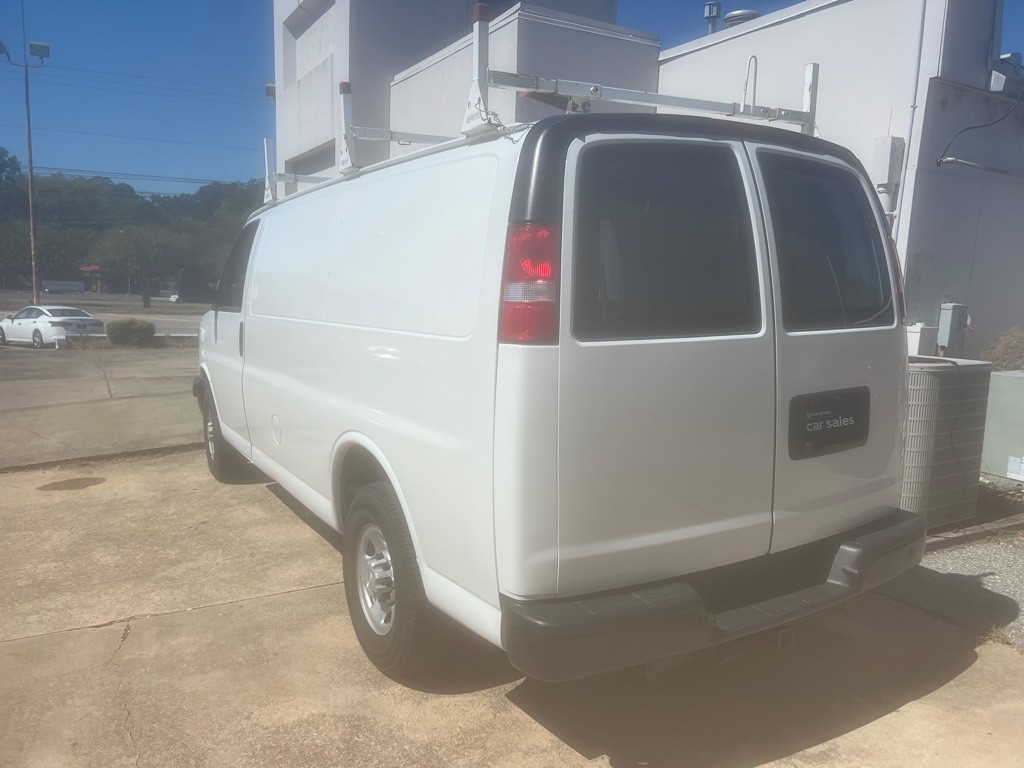2019 Chevrolet Express Image 5