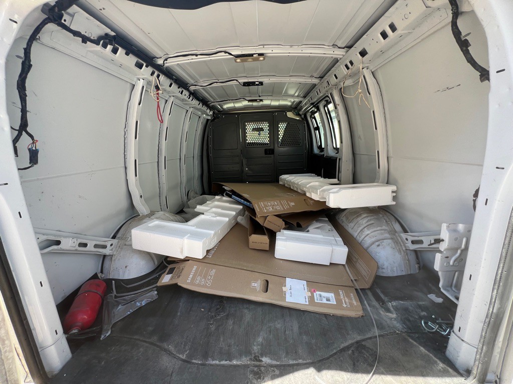 2019 Chevrolet Express Image 8