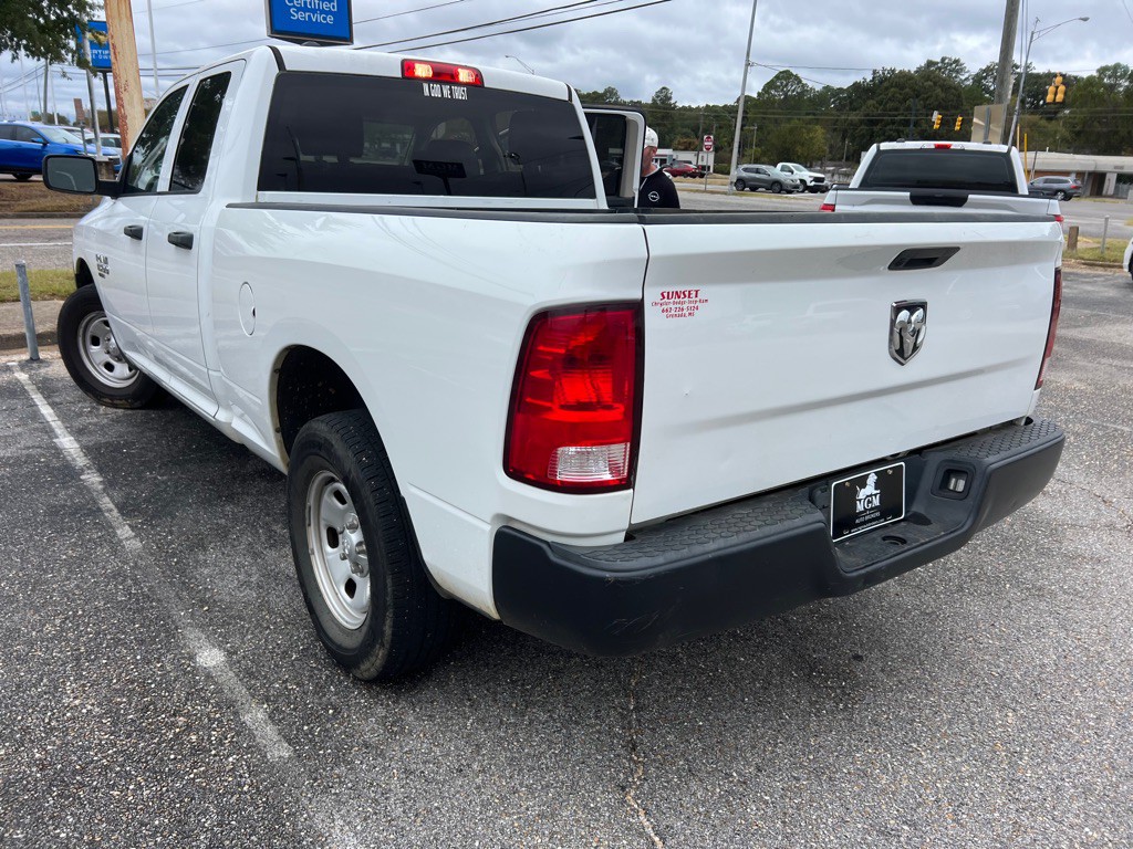 2021 RAM 1500 Image 9