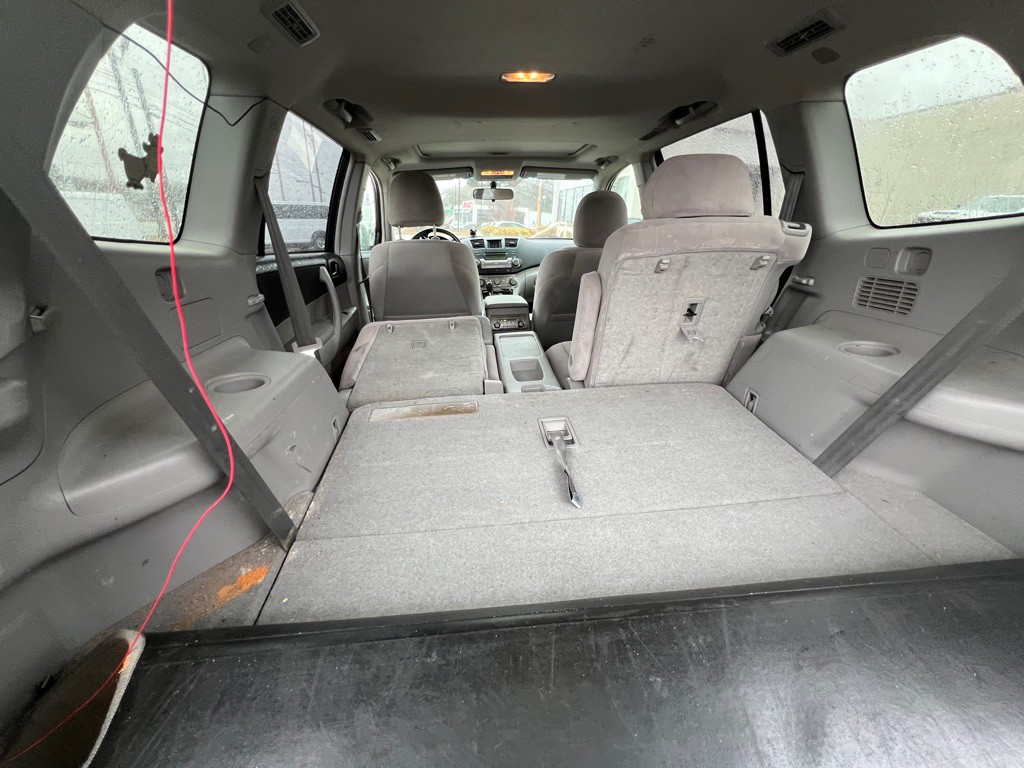 2010 Toyota Highlander Image 9