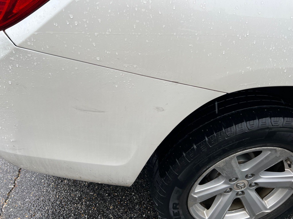 2010 Toyota Highlander Image 13