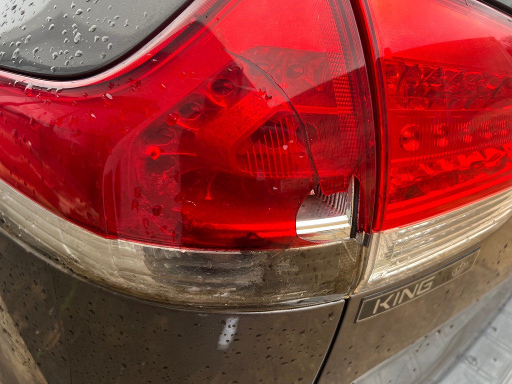 2014 Toyota Sienna Image 11