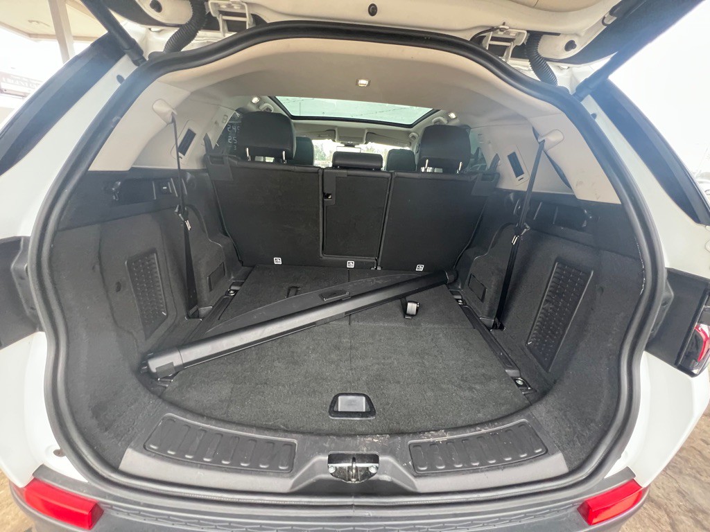 2020 Land Rover Discovery Sport Image 5