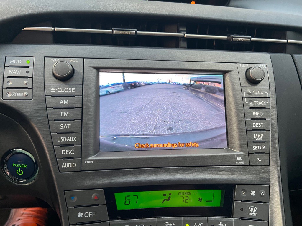 2013 Toyota Prius Image 25