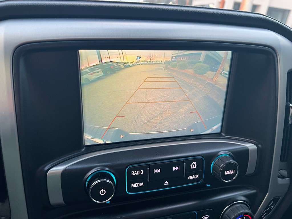 2018 GMC Sierra Image 15