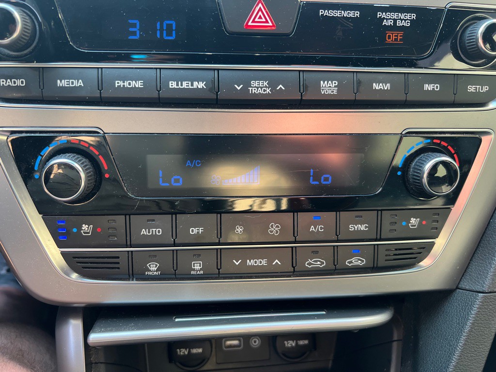 2015 Hyundai Sonata Image 18