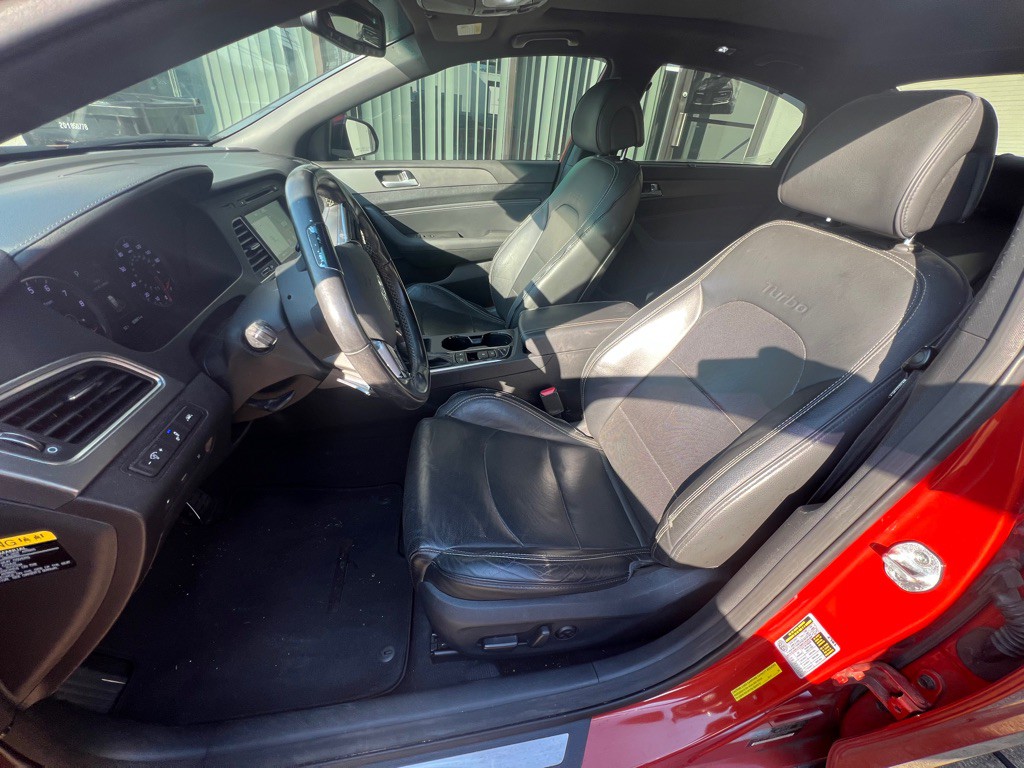 2015 Hyundai Sonata Image 23