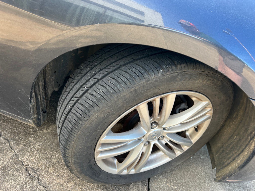 2010 INFINITI G37 Image 19