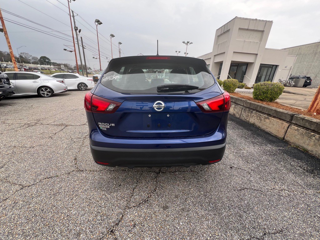2019 Nissan Rogue Image 9