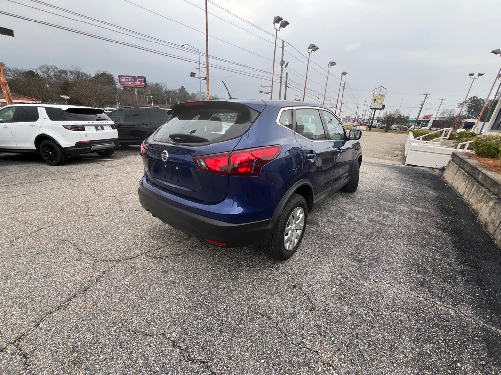 2019 Nissan Rogue Image 12