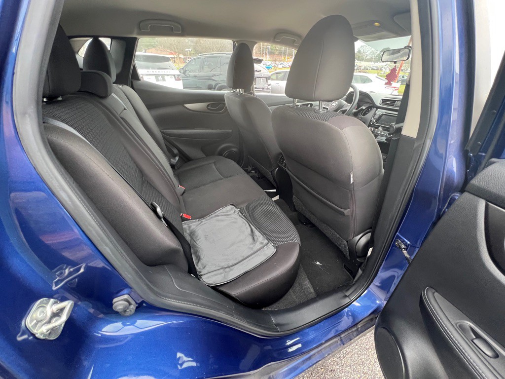 2019 Nissan Rogue Image 13