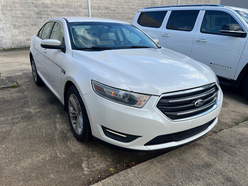 2018 Ford Taurus Image 15