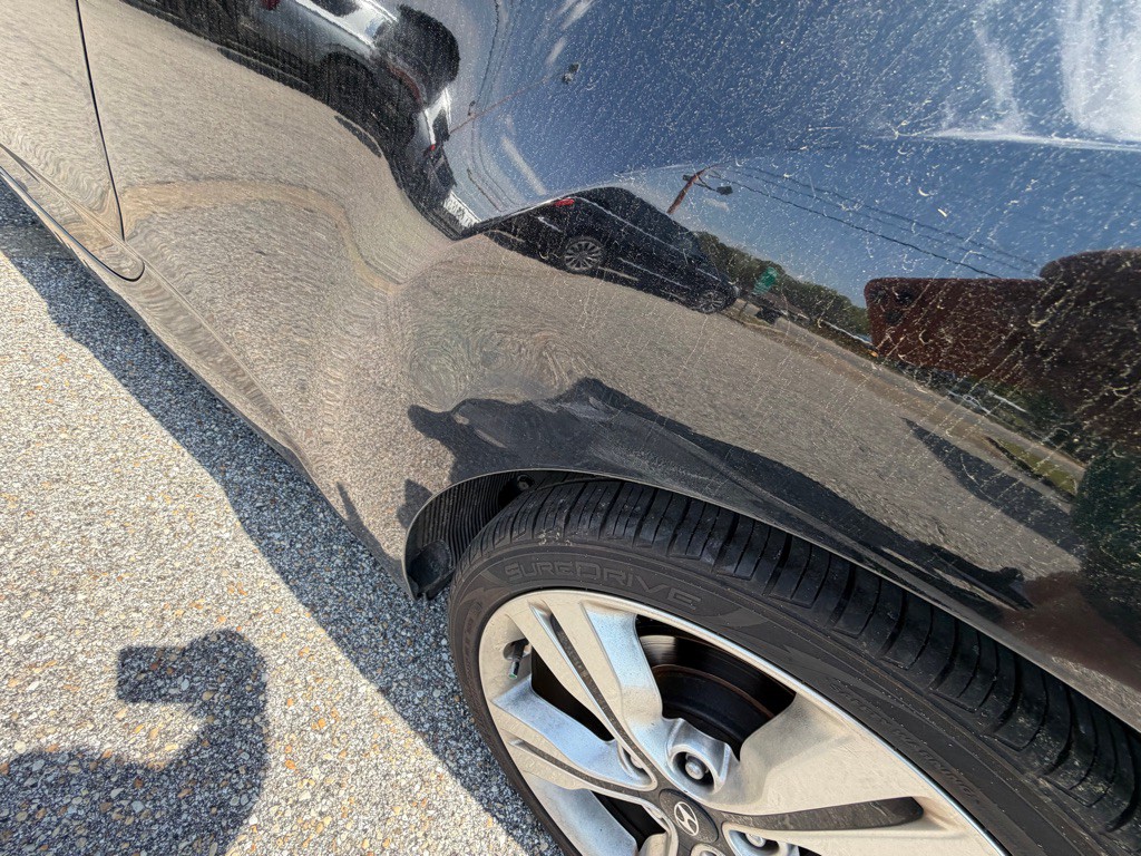 2017 Hyundai Veloster Image 5