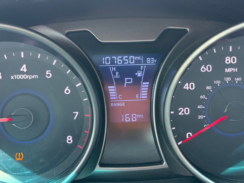 2017 Hyundai Veloster Image 21