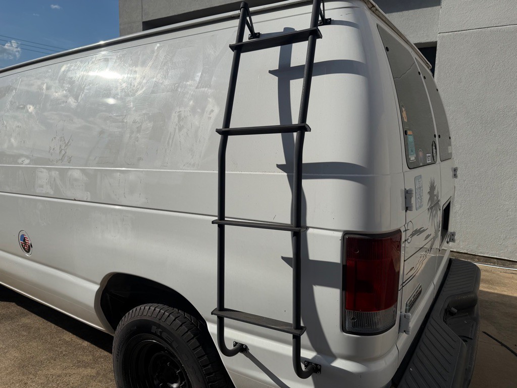 2007 Ford Econoline Image 6
