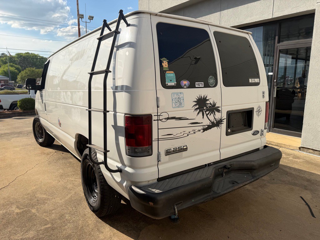 2007 Ford Econoline Image 7