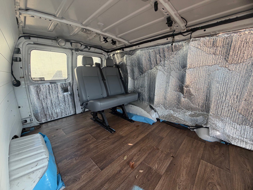 2007 Ford Econoline Image 14