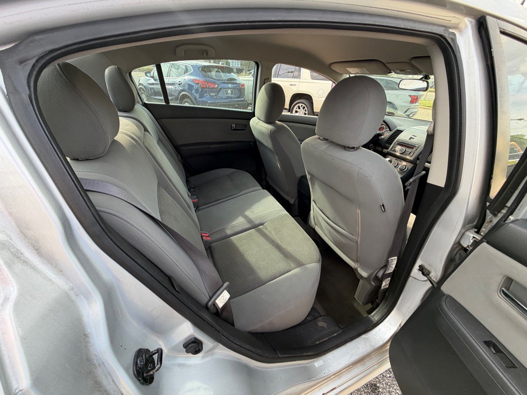 2012 Nissan Sentra Image 16