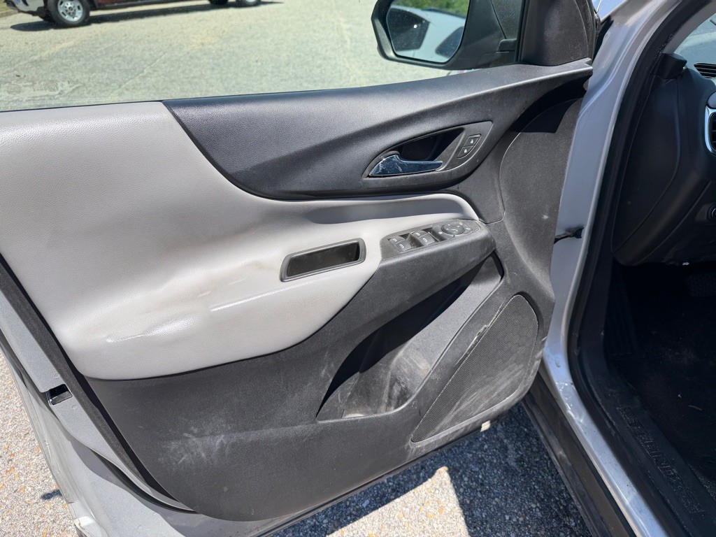2022 Chevrolet Equinox Image 3