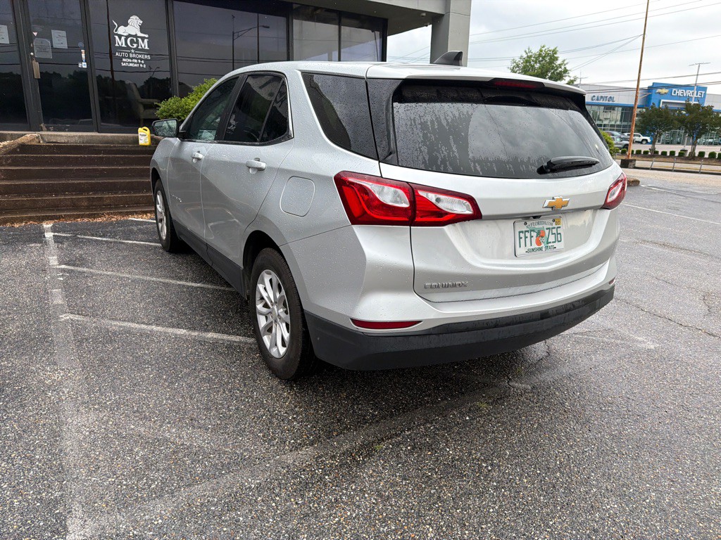 2021 Chevrolet Equinox Image 2