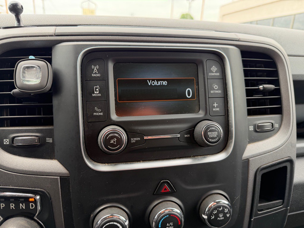 2020 RAM 1500 Image 9