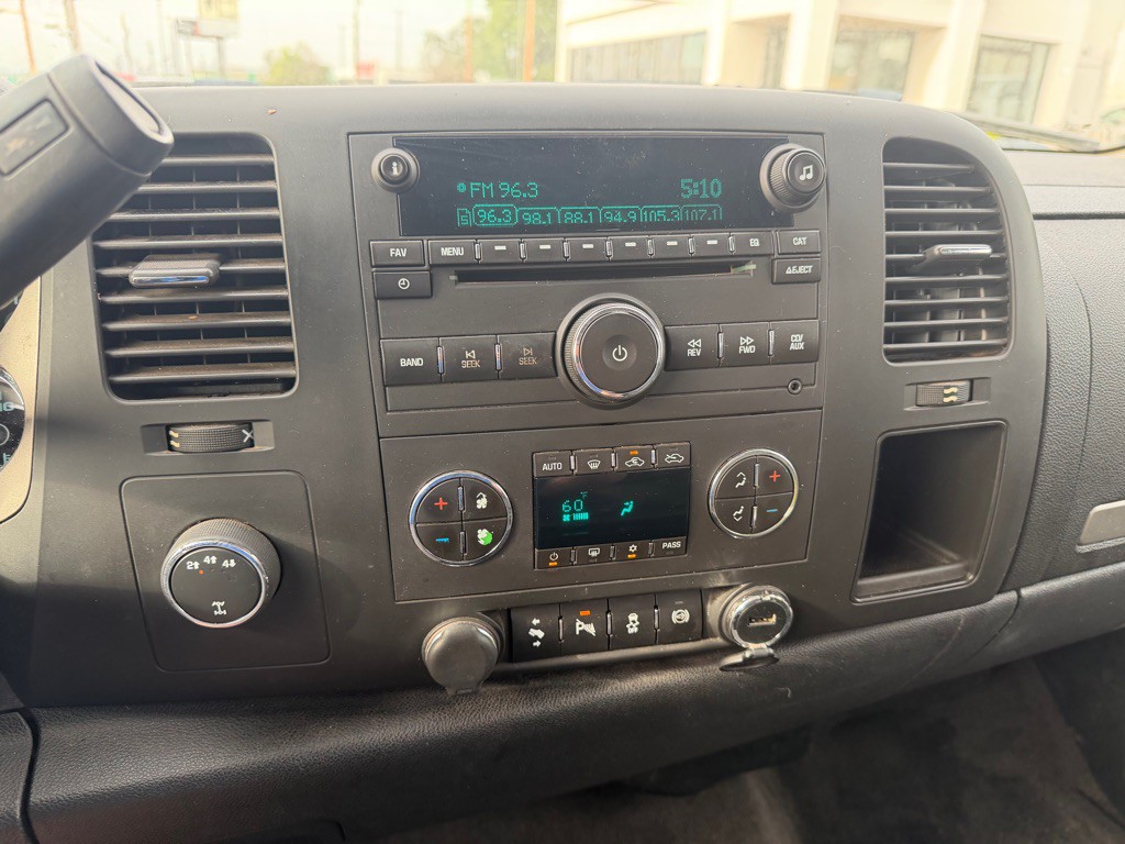 2014 Chevrolet Silverado 1500 Image 23