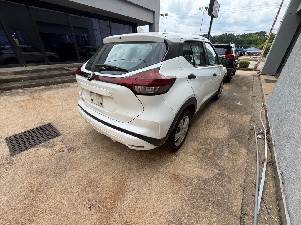 2021 Nissan Kicks Image 8