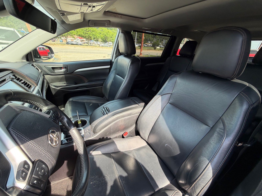 2019 Toyota Highlander Image 4