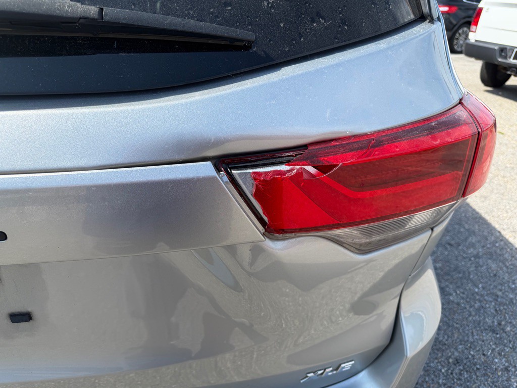 2019 Toyota Highlander Image 9