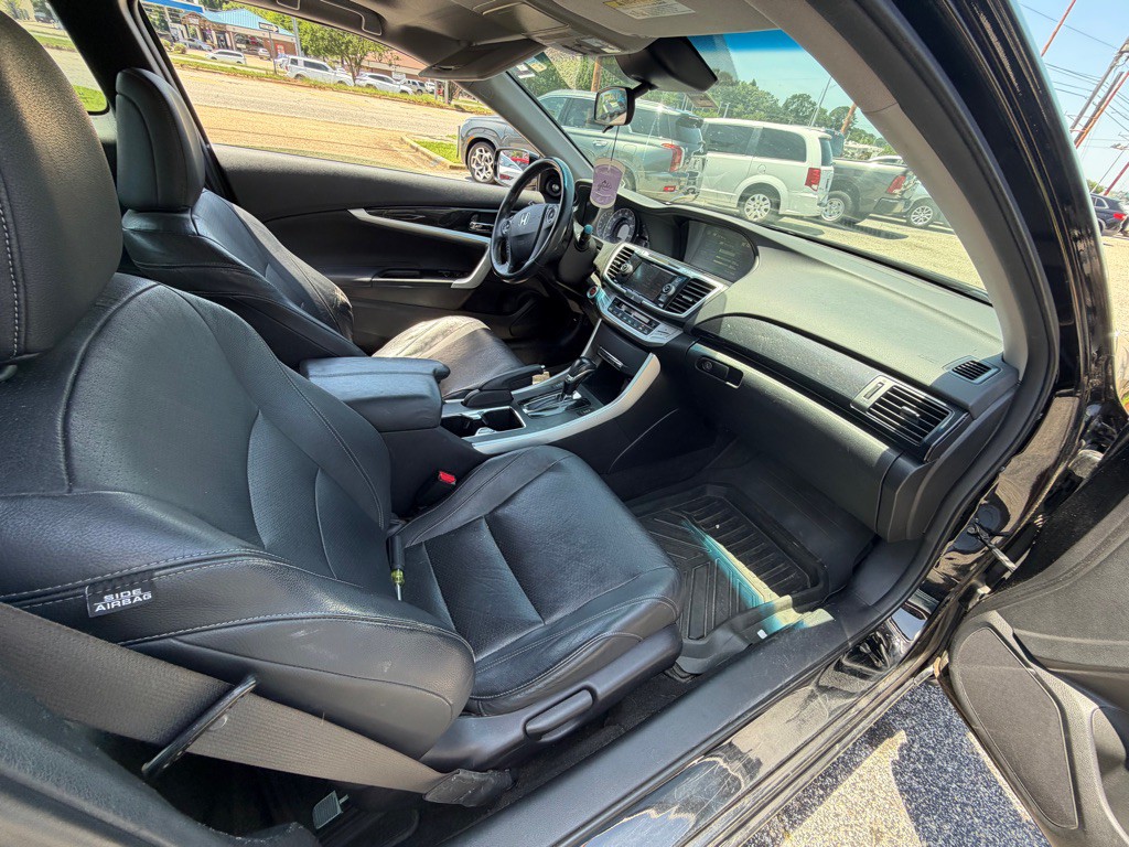 2013 Honda Accord Image 17