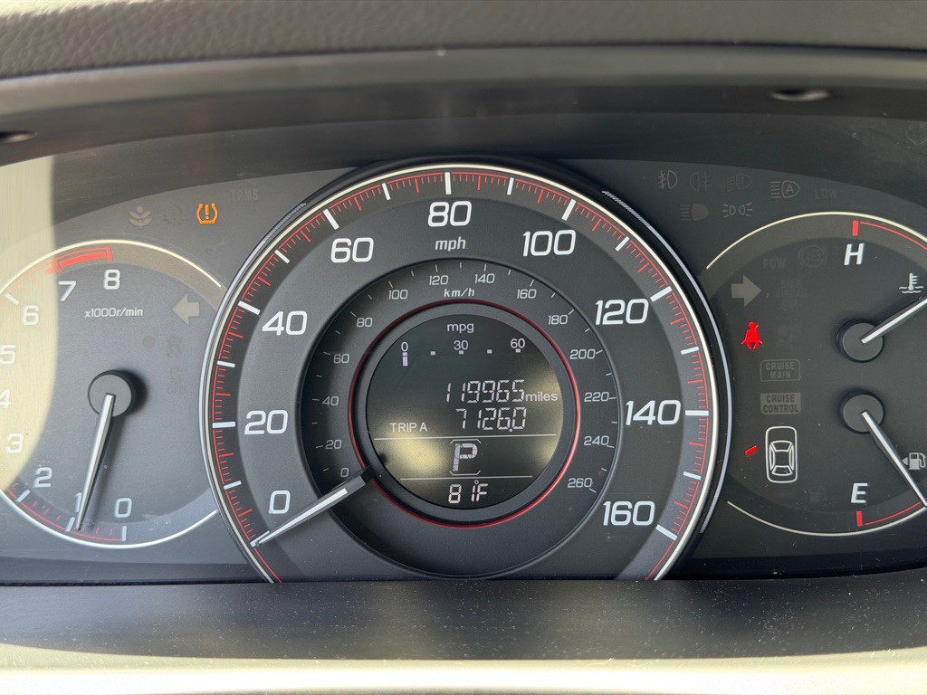 2013 Honda Accord Image 24