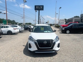 Image for 2024 Nissan Kicks S ID: 7467781