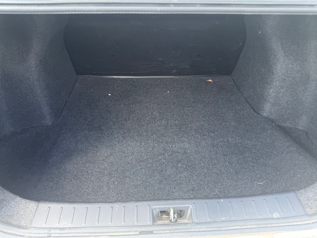 2023 Nissan Versa Image 10