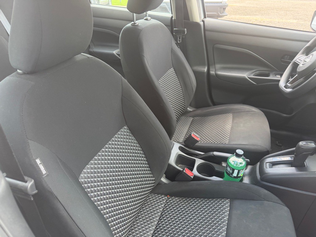2023 Nissan Versa Image 12