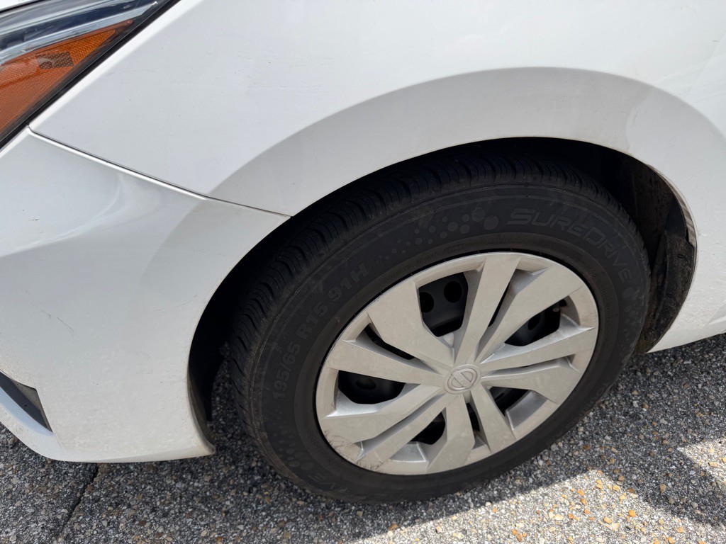 2024 Nissan Versa Image 3
