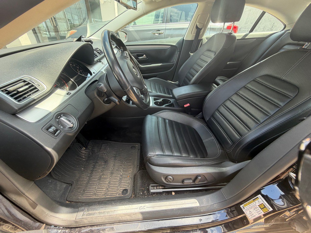2015 Volkswagen CC Image 4