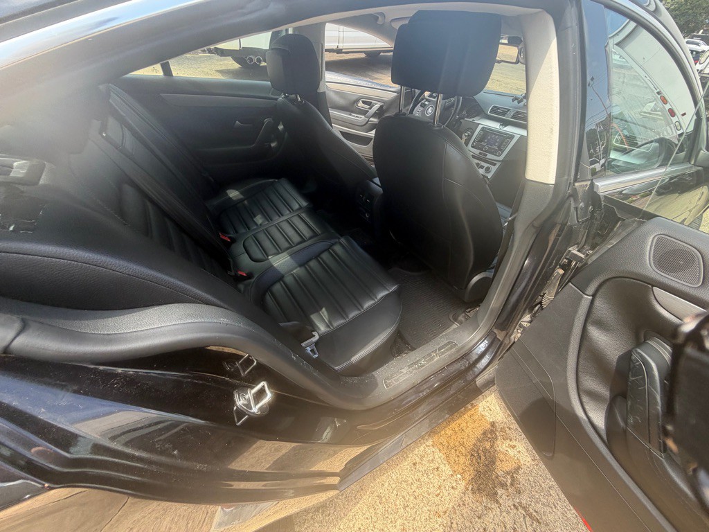 2015 Volkswagen CC Image 9