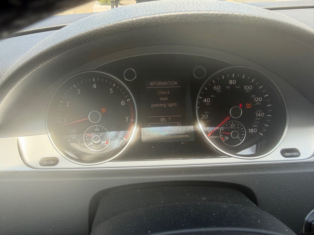 2015 Volkswagen CC Image 14
