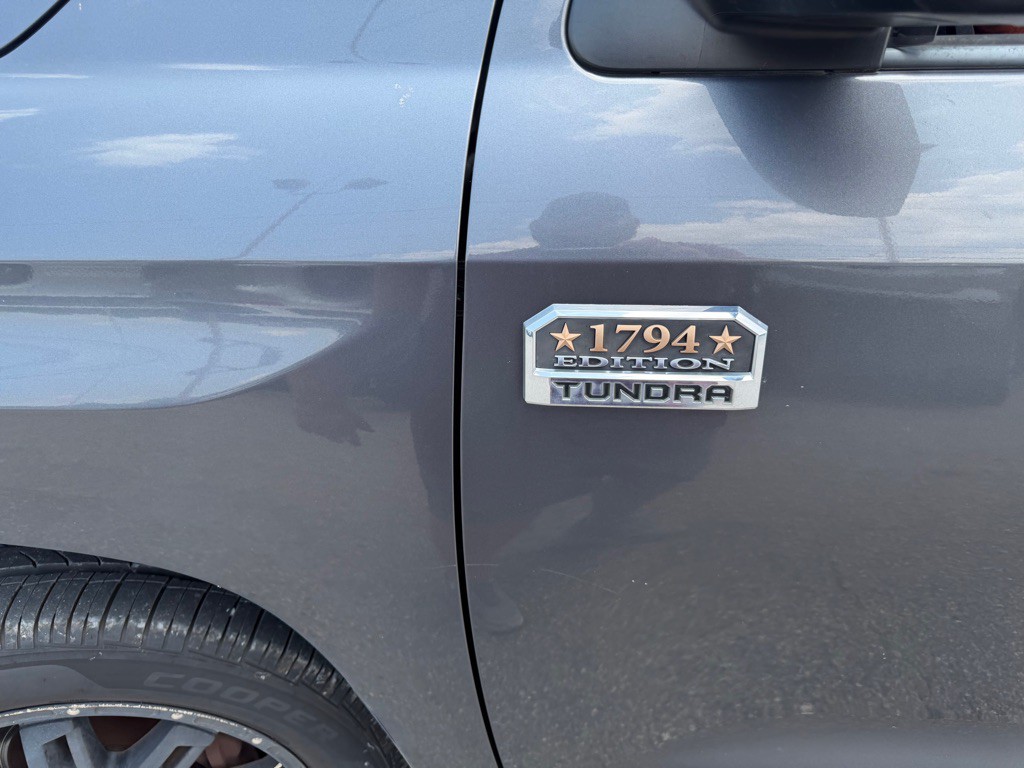 2019 Toyota Tundra Image 3