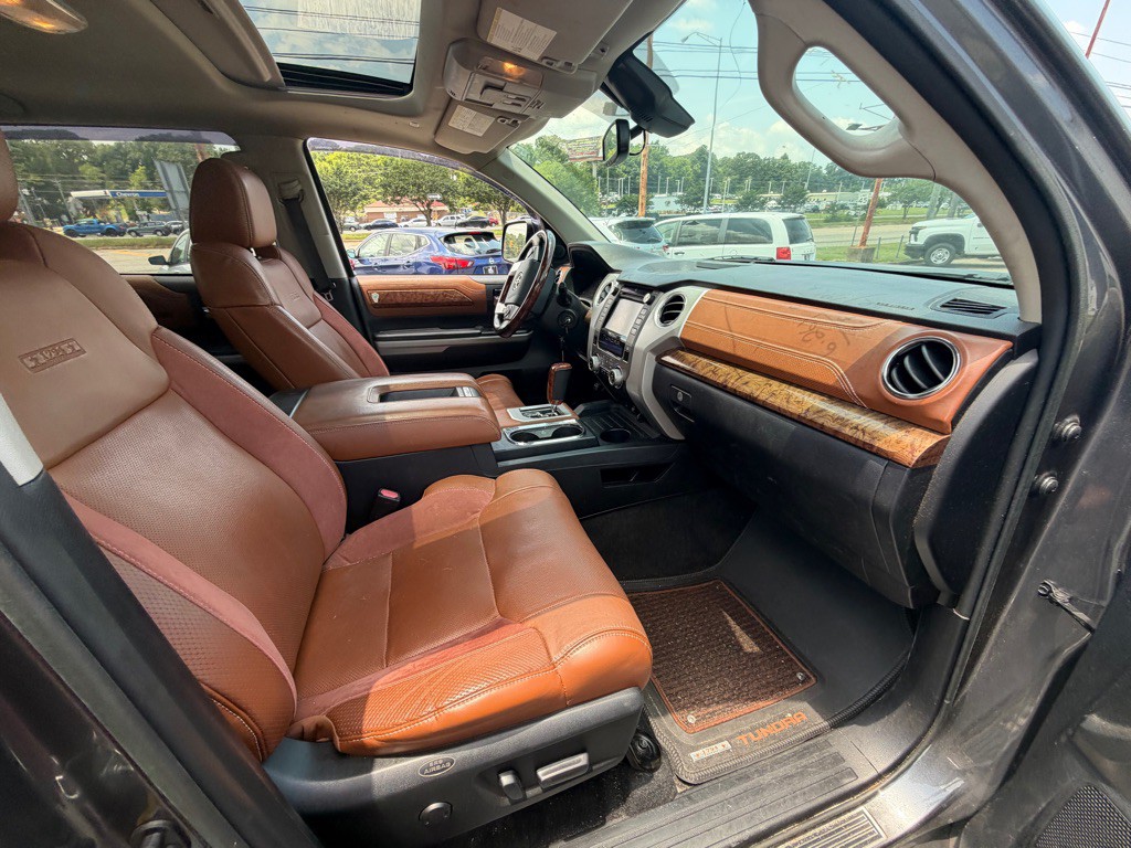 2019 Toyota Tundra Image 16