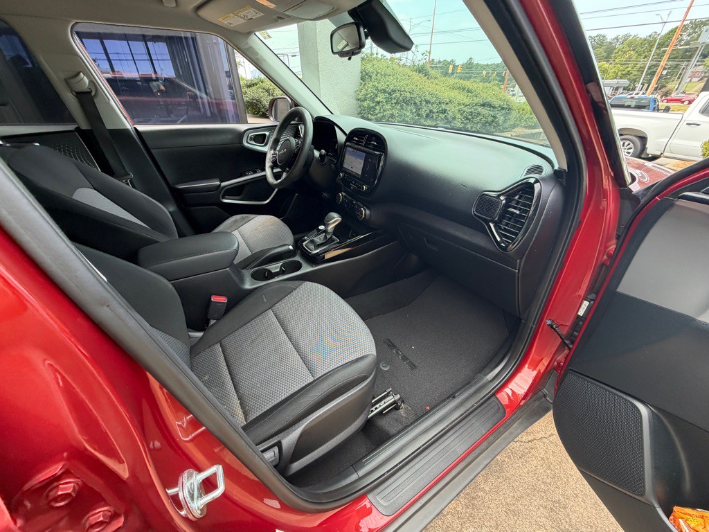 2023 Kia Soul Image 16