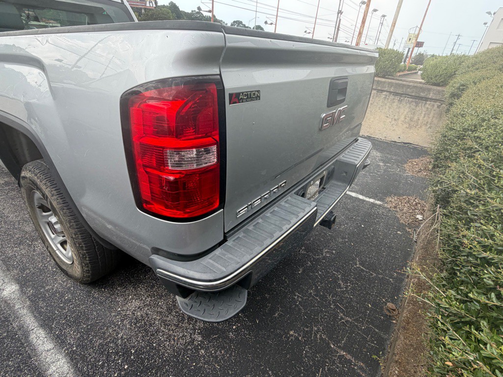2018 GMC Sierra Image 7
