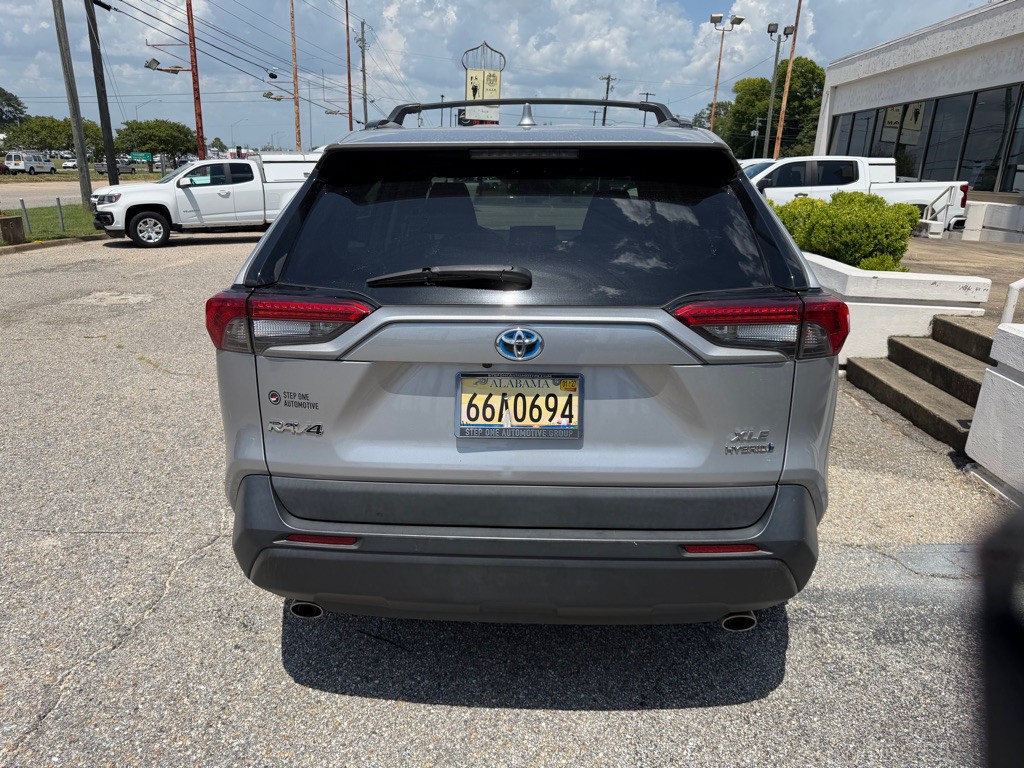 2020 Toyota Rav4 Image 6