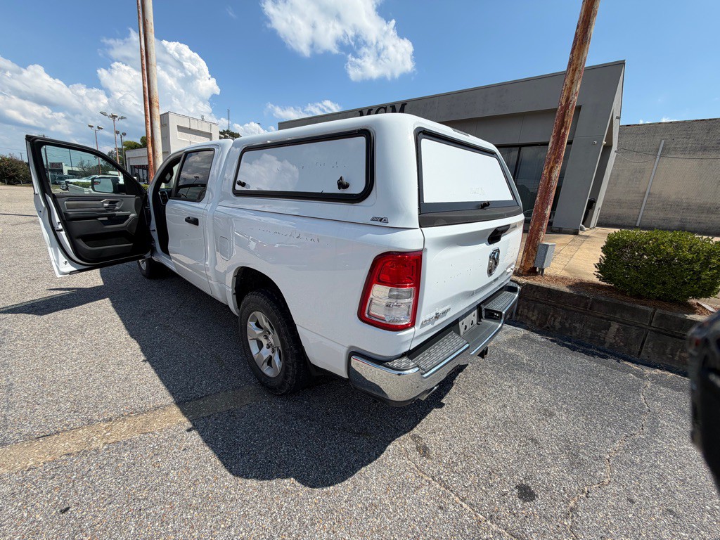 2023 RAM 1500 Image 8
