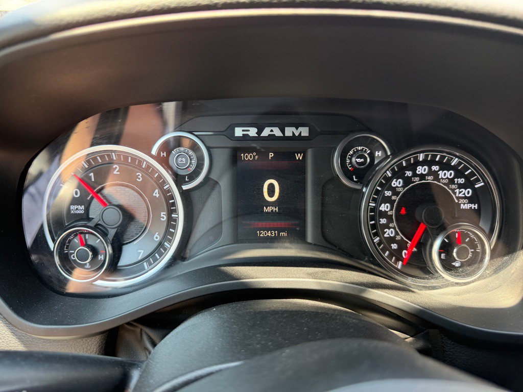 2023 RAM 1500 Image 21