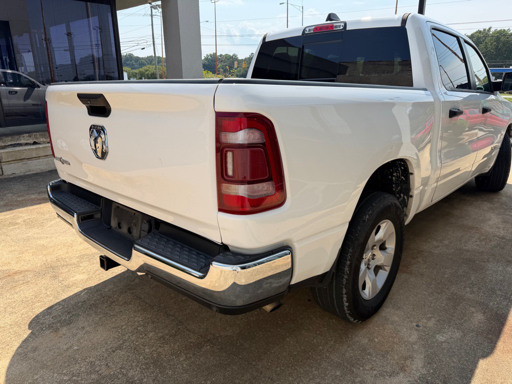 2023 RAM 1500 Image 10
