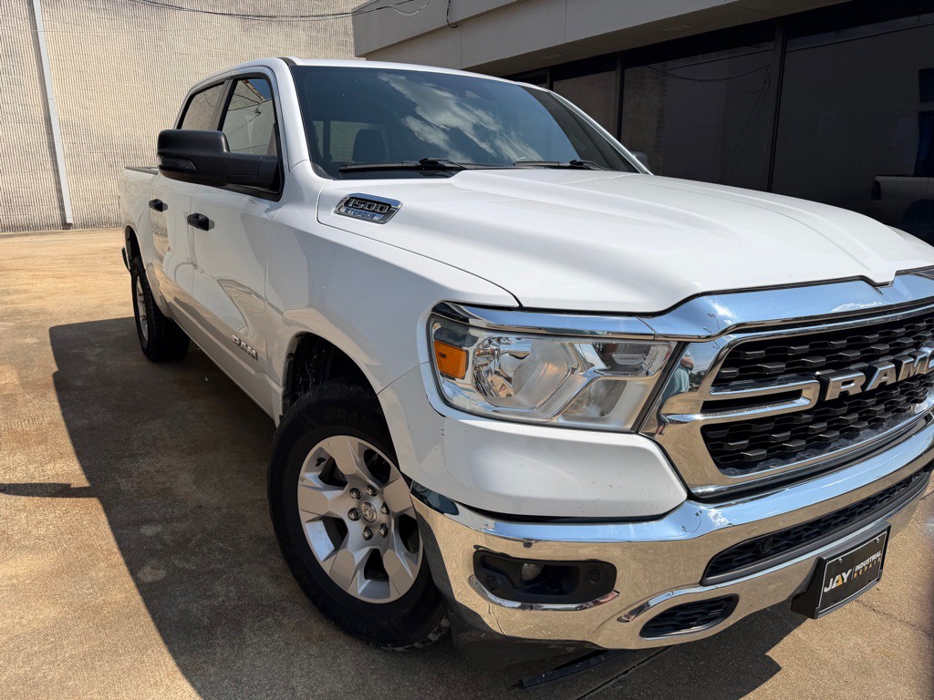 2023 RAM 1500 Image 15
