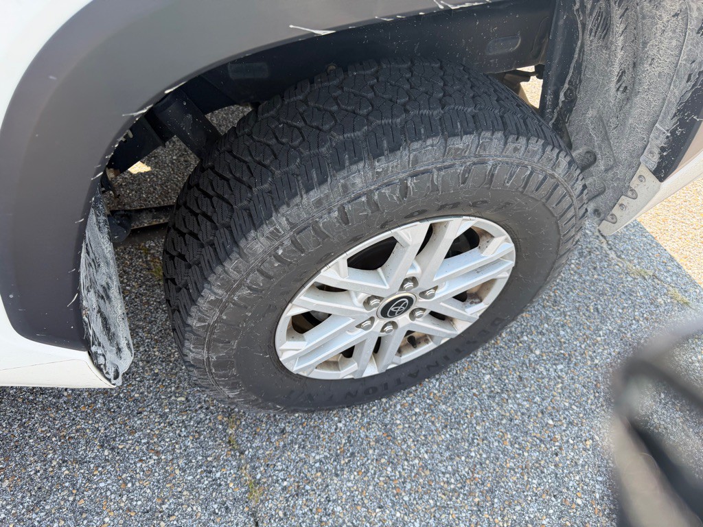 2022 Toyota Tundra Image 5